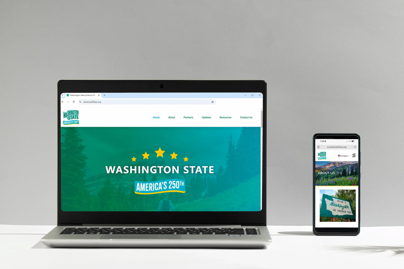 WASTATEHistSoc_laptopandphone-1-scaled